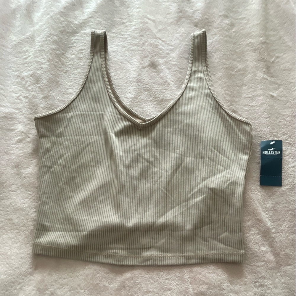 cute tan tank top from hollister size large brand new with tags